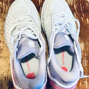 K-Swiss White and Pink Women's Athletic Shoes